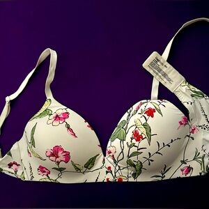 38B Floral Chic Gap Body Wireless Bra